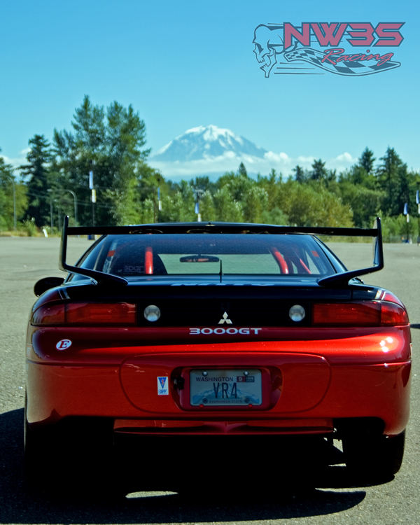 rear of 3000gt with the mountain at the livenation amphitheatre